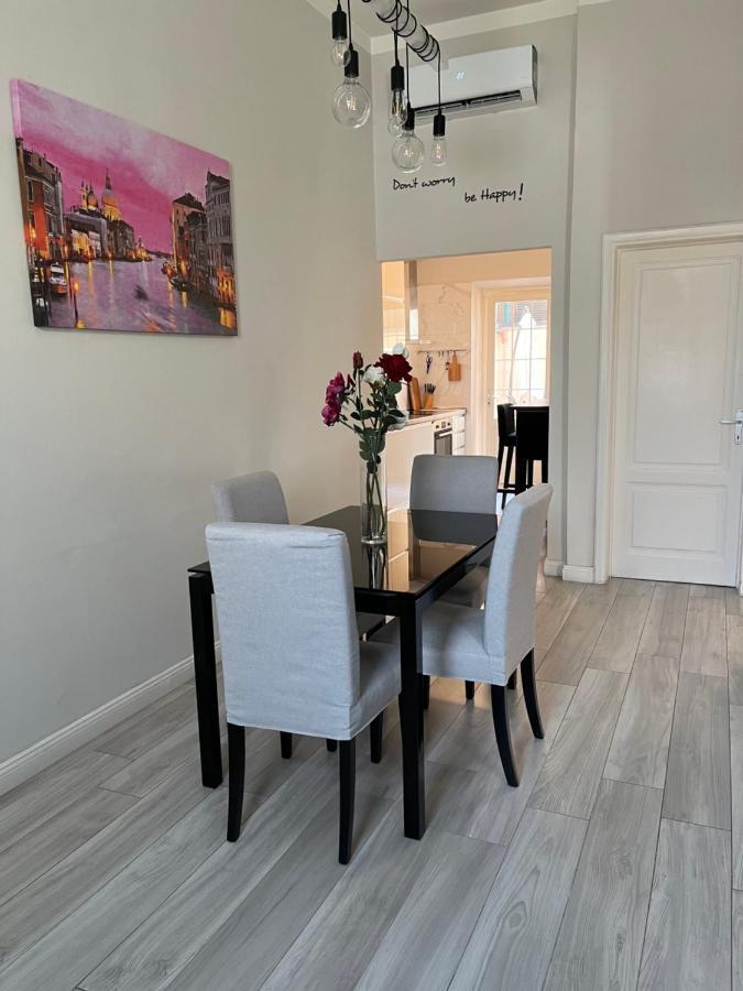 Grazioso Appartamento In Zona Centrale. Монтекатини-Терме Экстерьер фото