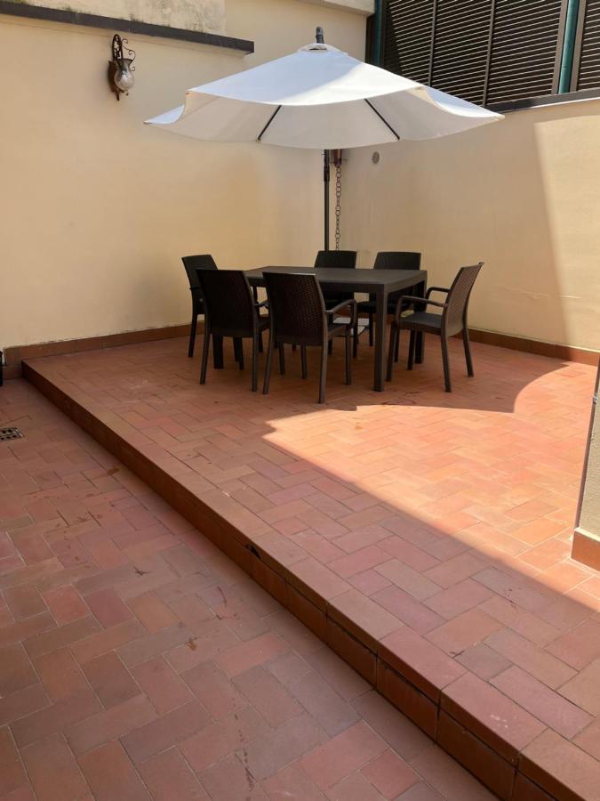 Grazioso Appartamento In Zona Centrale. Монтекатини-Терме Экстерьер фото