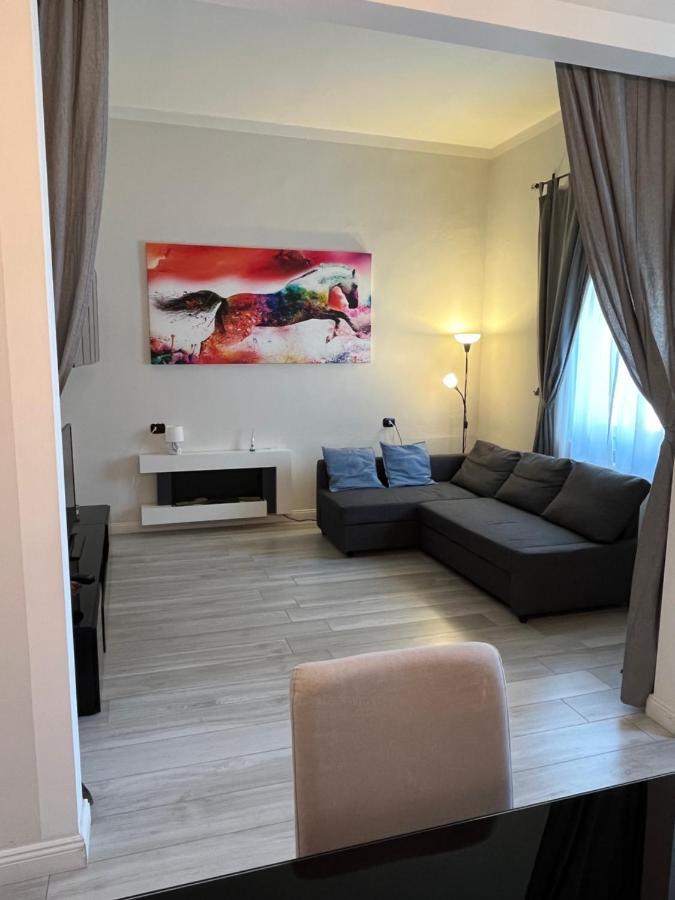 Grazioso Appartamento In Zona Centrale. Монтекатини-Терме Экстерьер фото